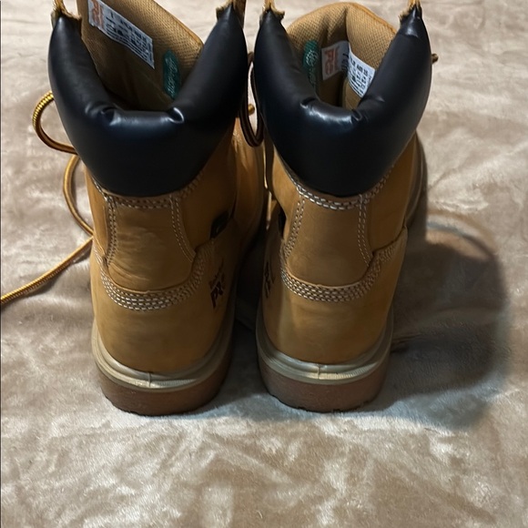 Timberland Women’s Tan Boots - Picture 5 of 7